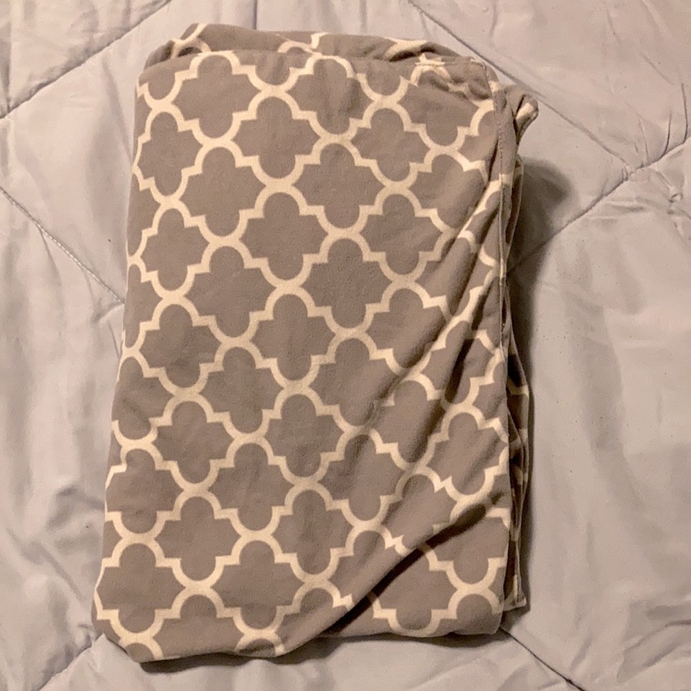 Dog crate cover